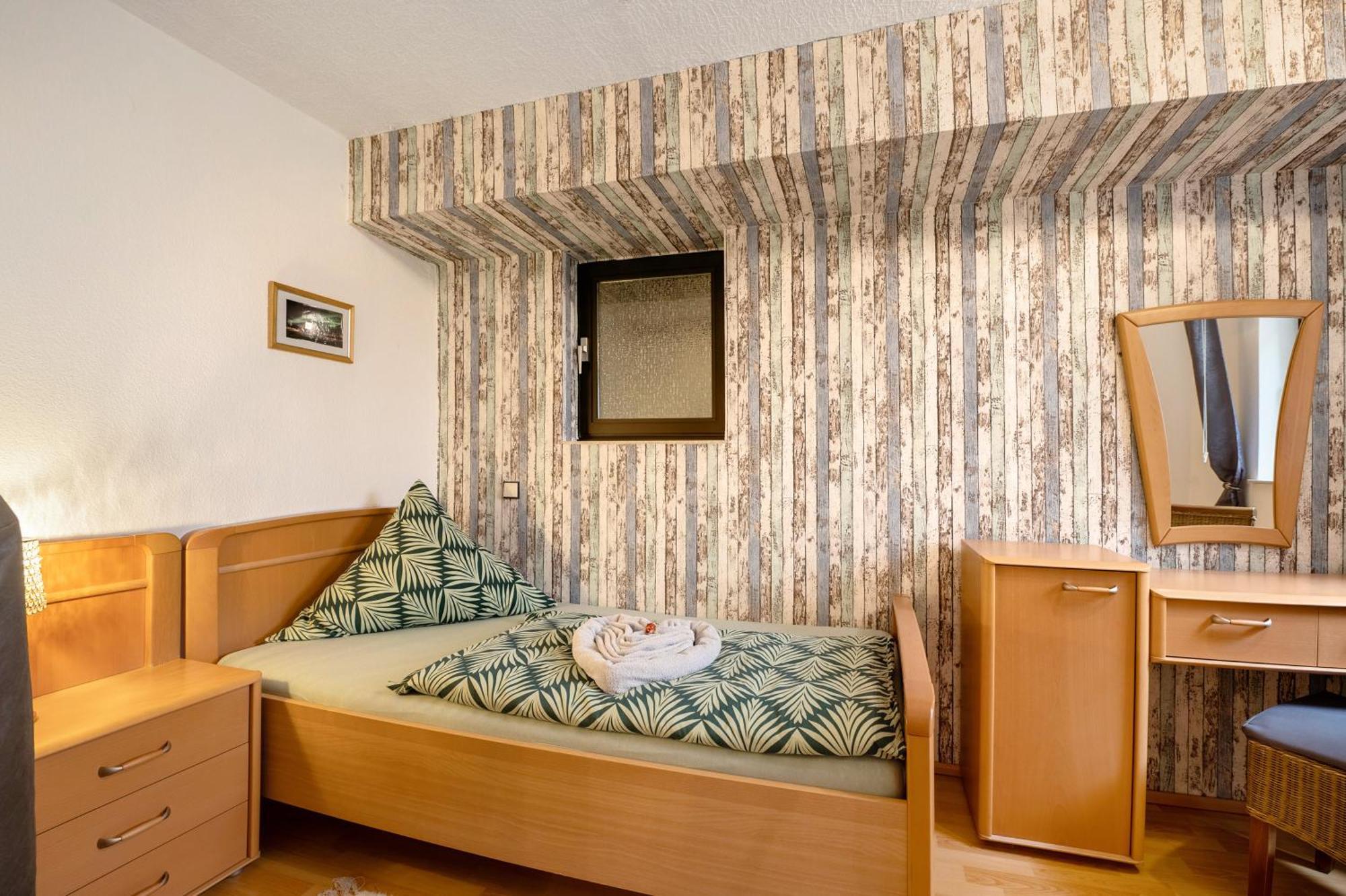 Ferienwohnung In Der Eifel Pesch Exteriör bild